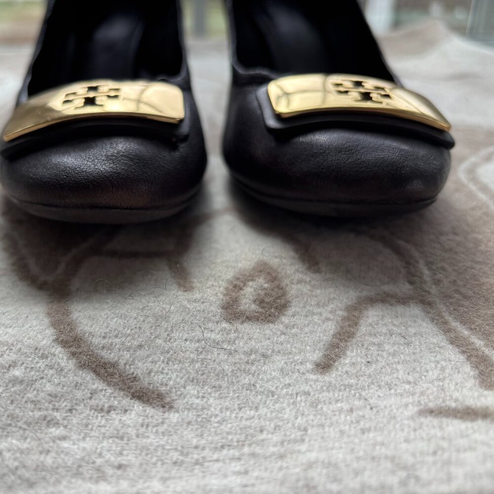 Tory Burch Brown Leather Pumps - Picture 4 of 7